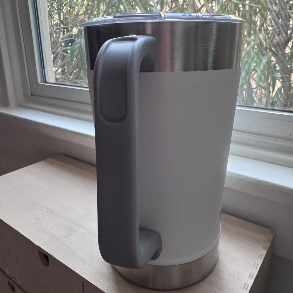 WHITE 64oz Stanley Classic Stay Chill Pitcher- NWOT - Picture 3 of 6